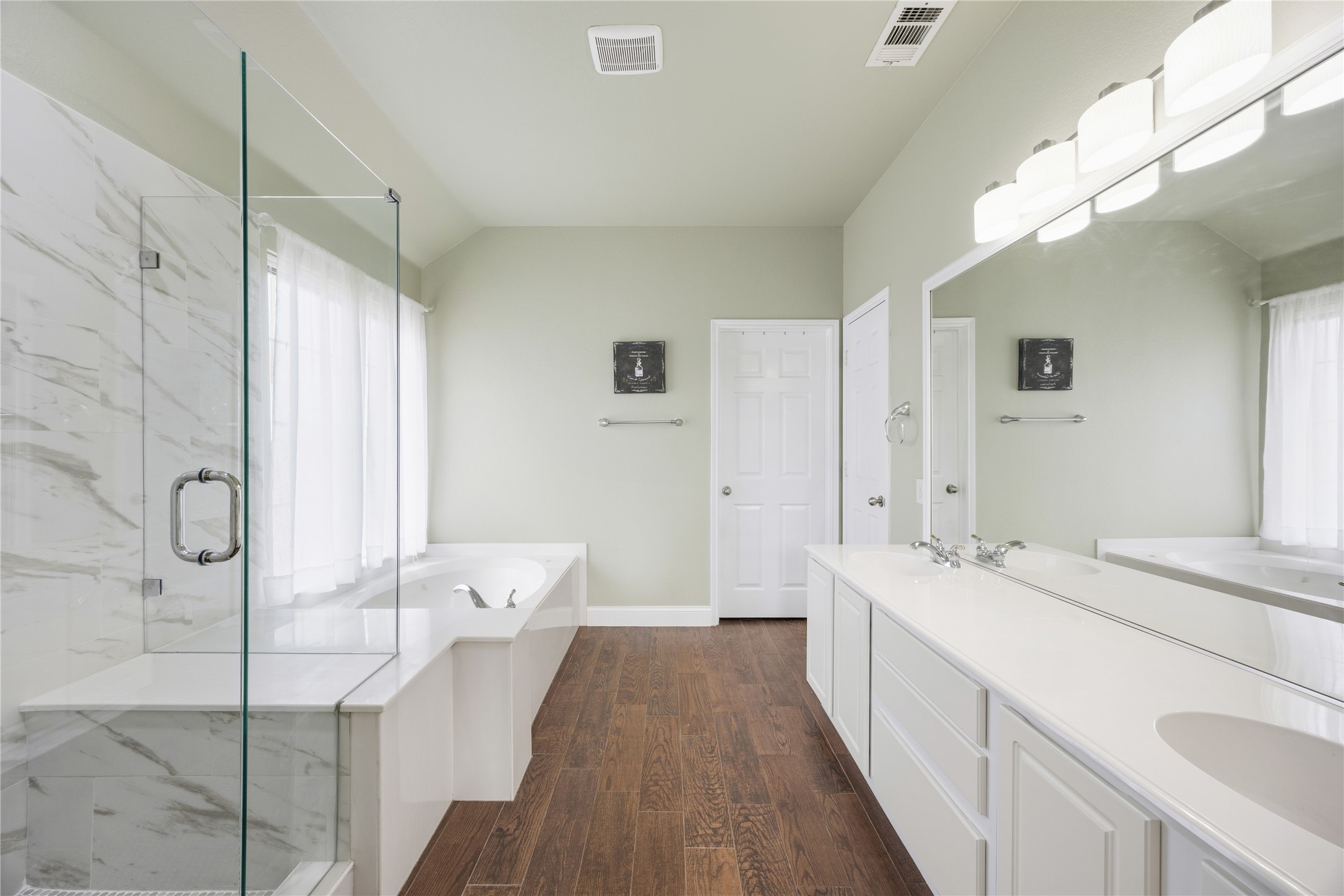 1004 Dover Heights Trail Mansfield TX 76063