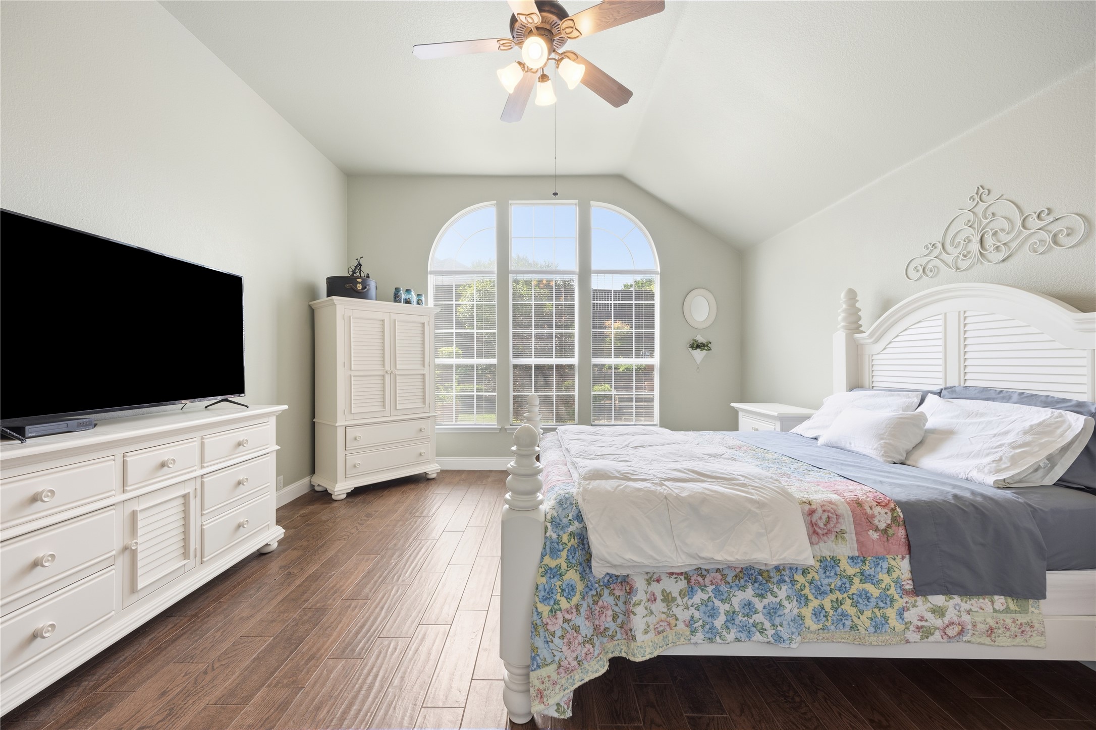 1004 Dover Heights Trail Mansfield TX 76063