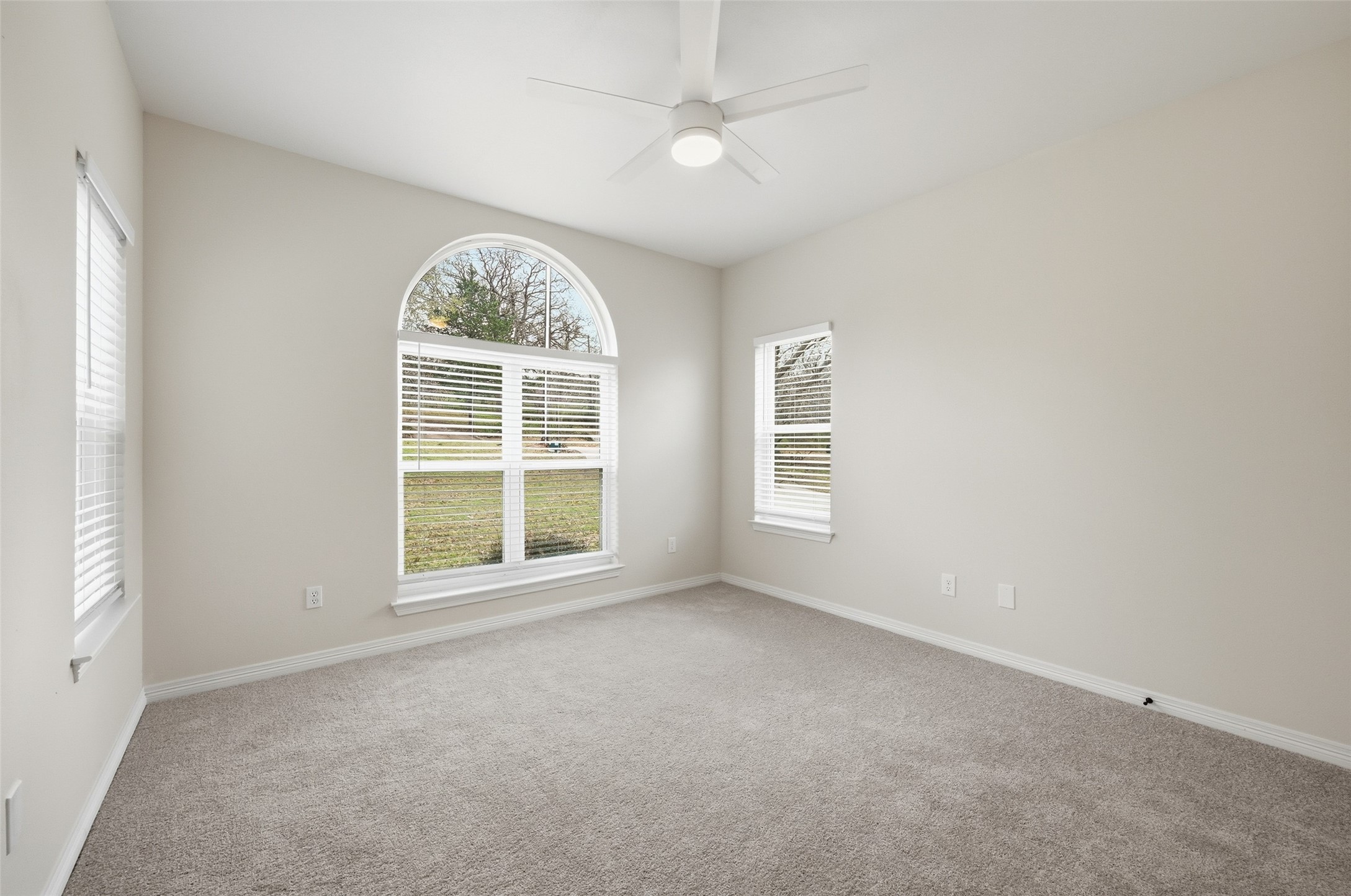 2105 W Crawford Street Denison TX 75020
