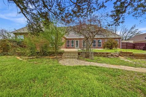 2105 W Crawford Street Denison TX 75020