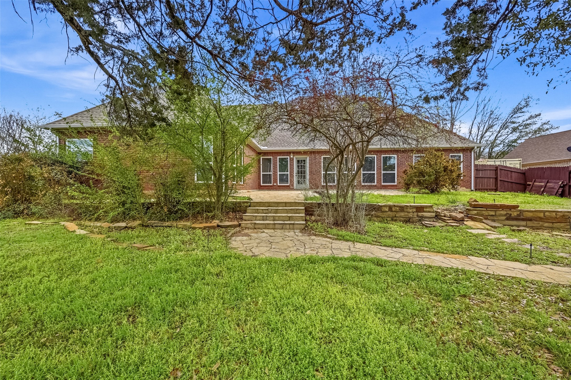 2105 W Crawford Street Denison TX 75020