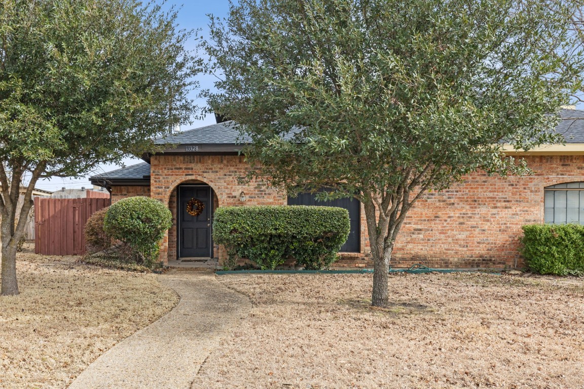 13328 Daystrom Court Dallas TX 75243