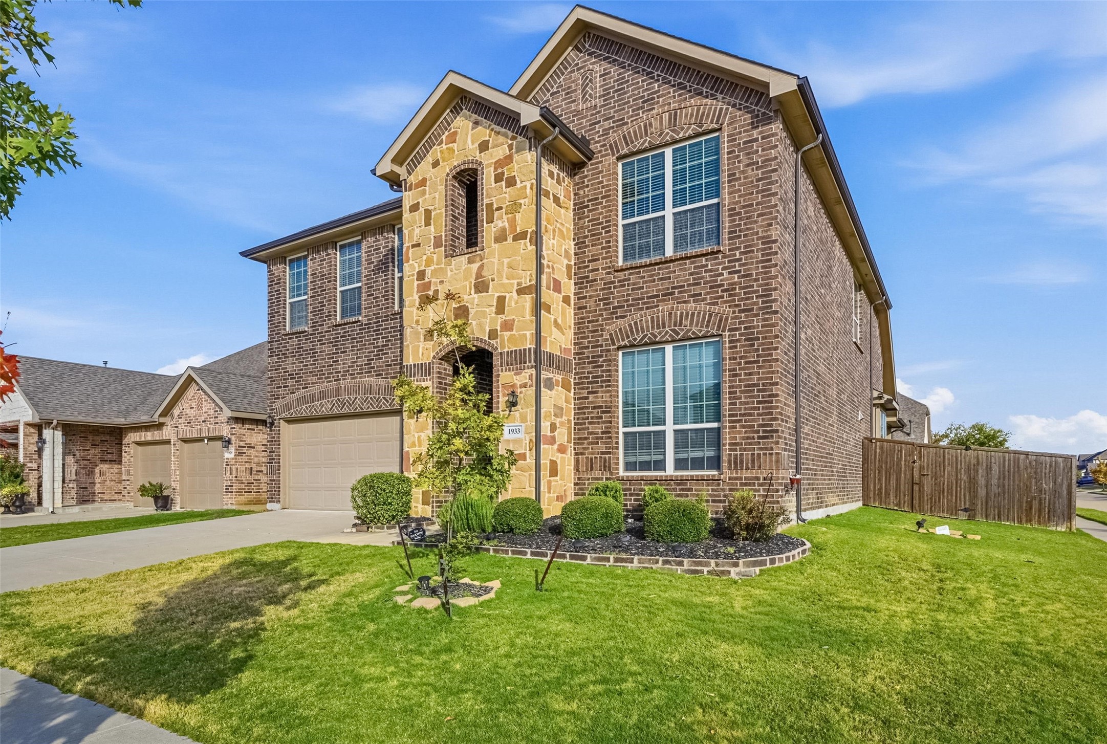 1933 Steppe Trail Drive Aubrey TX 76227