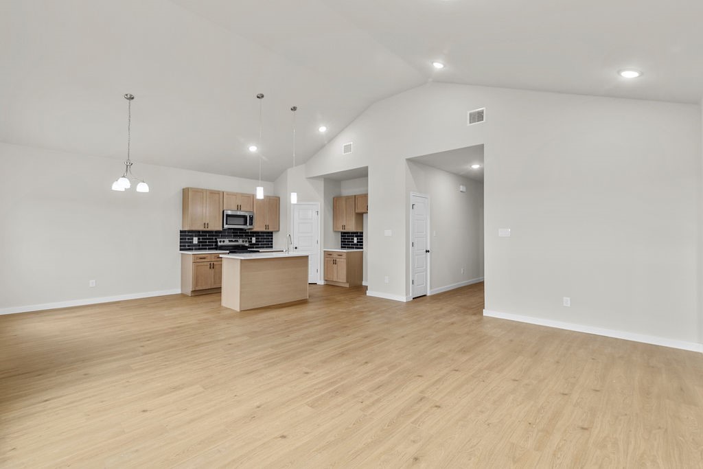 10516 Ruffin Drive Fort Worth TX 76131