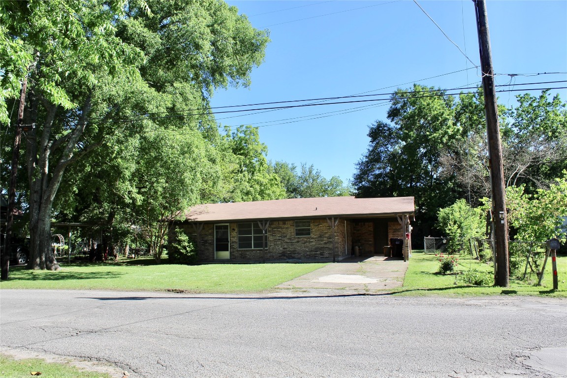 151 W College Street Canton TX 75103