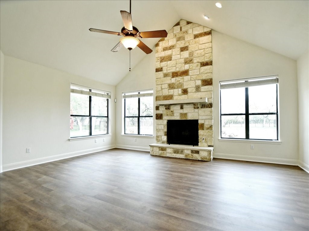 505 Vista View Trail Spicewood TX 78669