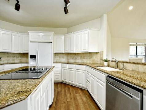 505 Vista View Trail Spicewood TX 78669