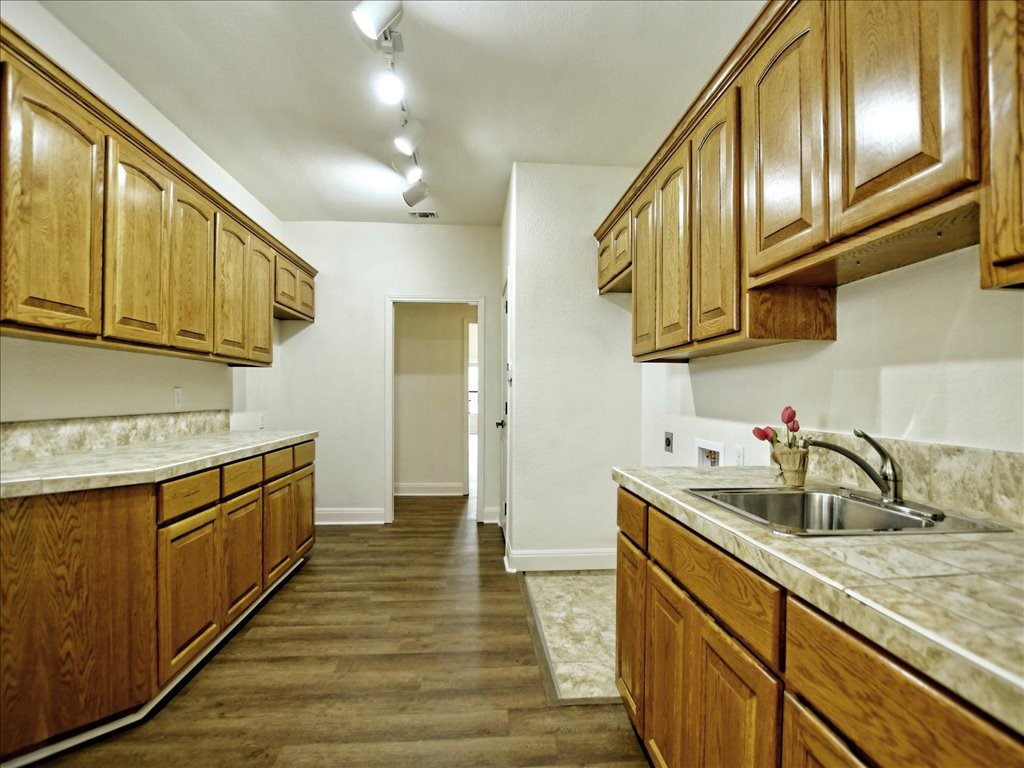 505 Vista View Trail Spicewood TX 78669