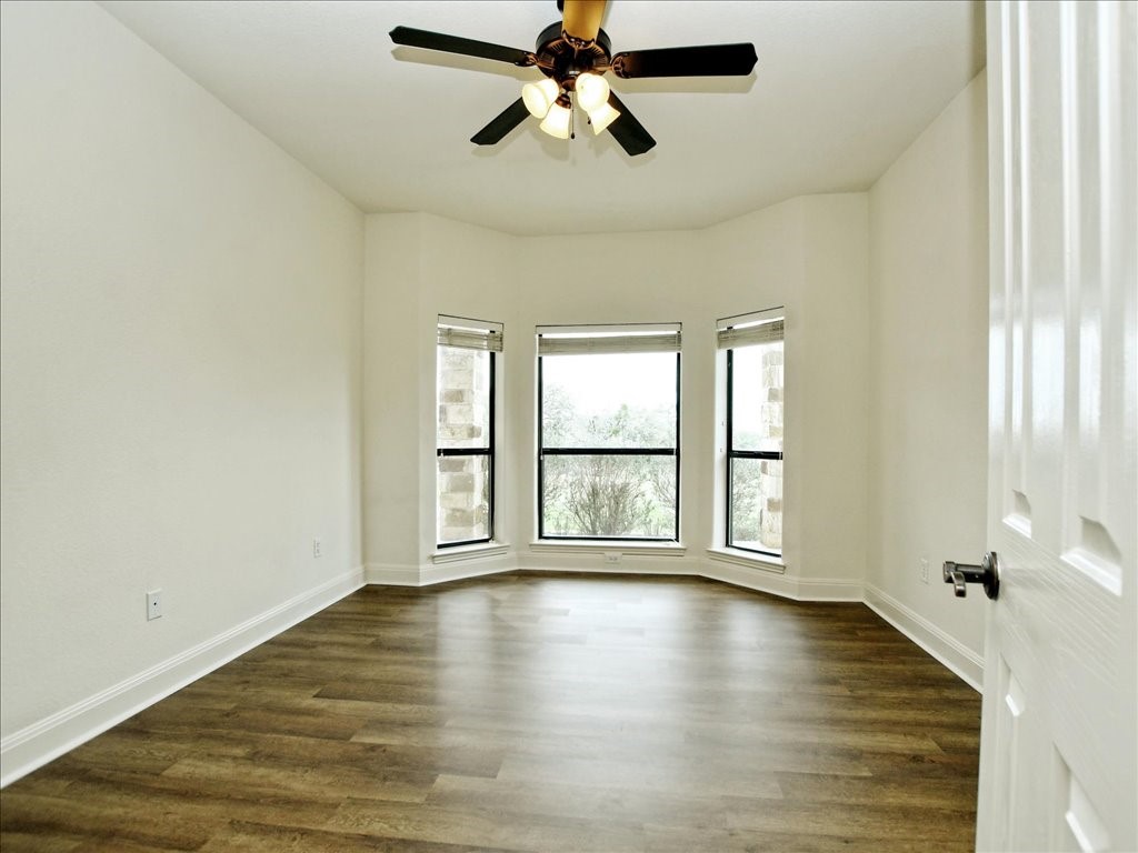 505 Vista View Trail Spicewood TX 78669