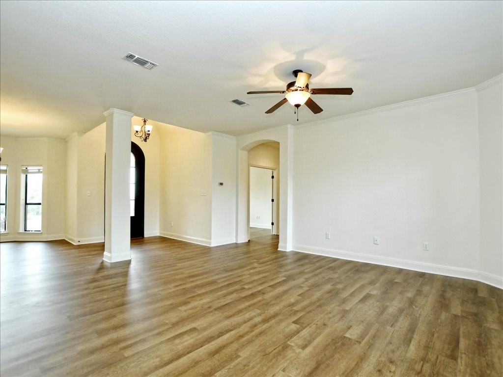 505 Vista View Trail Spicewood TX 78669