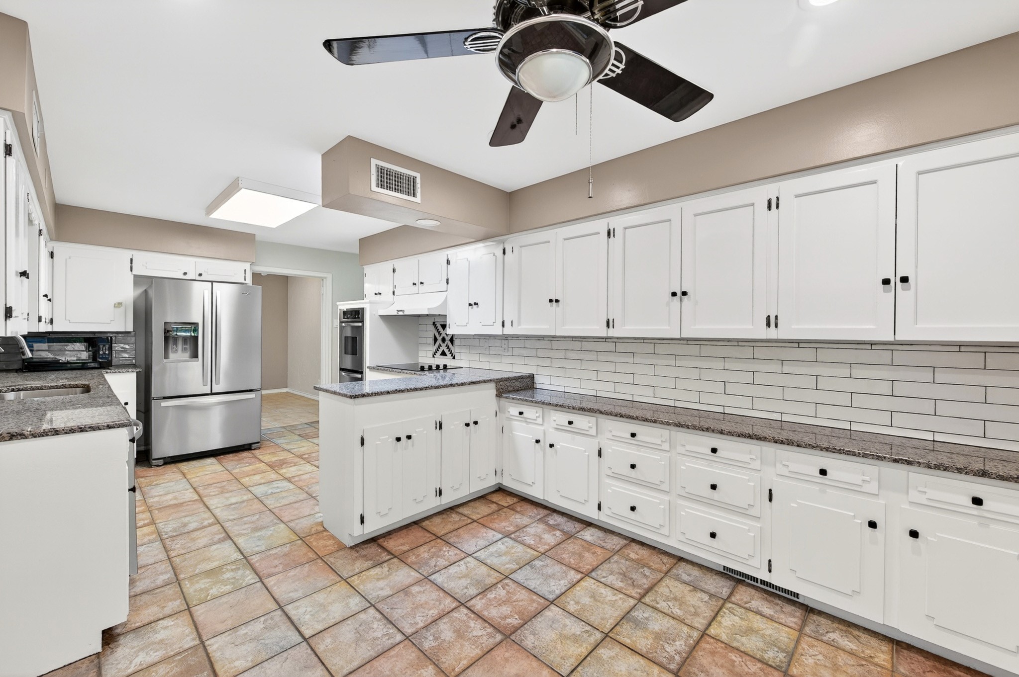 3763 Vinecrest Drive Dallas TX 75229