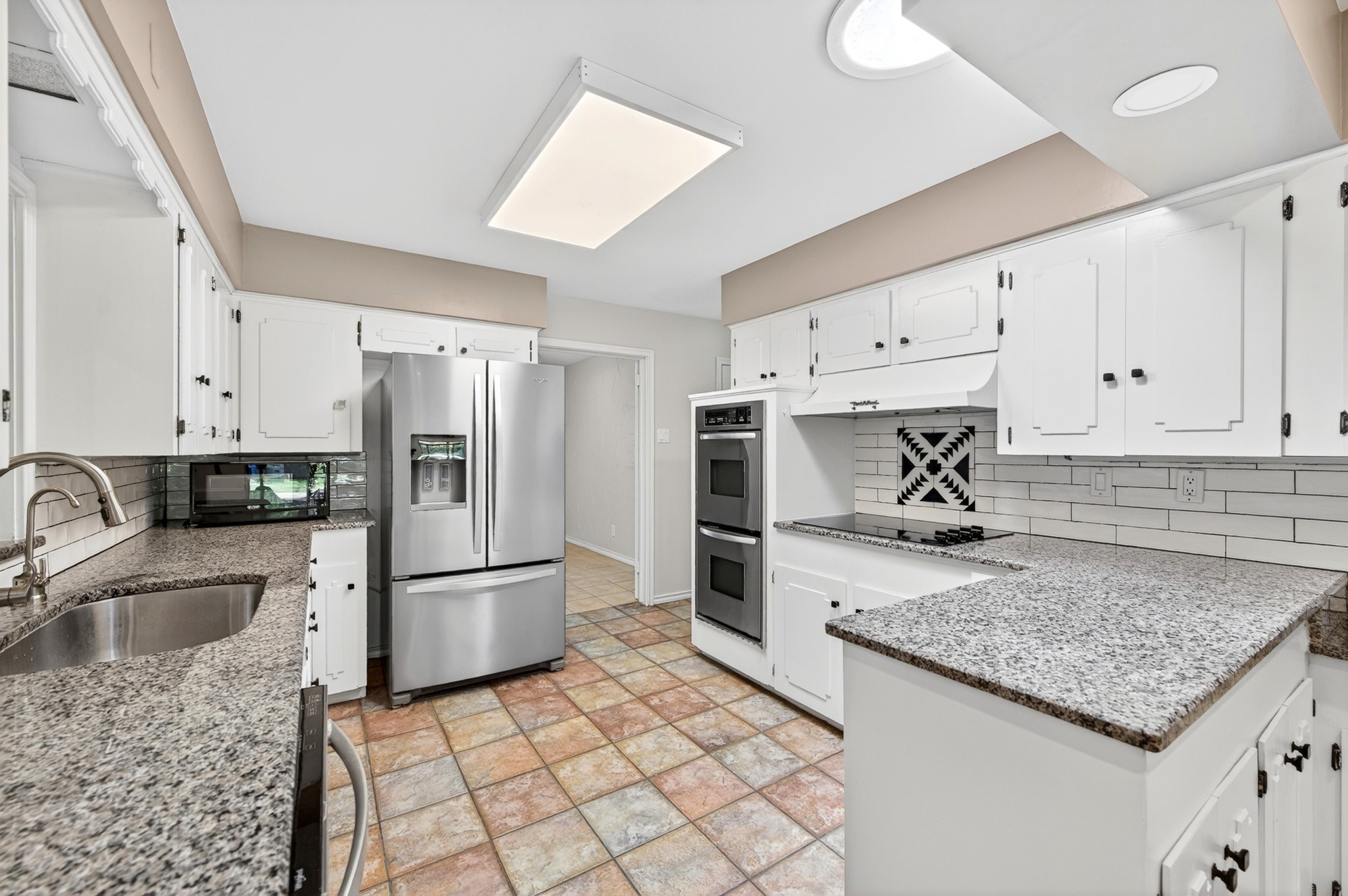 3763 Vinecrest Drive Dallas TX 75229