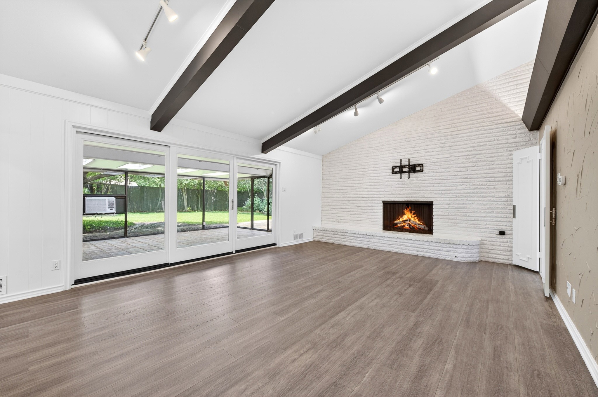 3763 Vinecrest Drive Dallas TX 75229