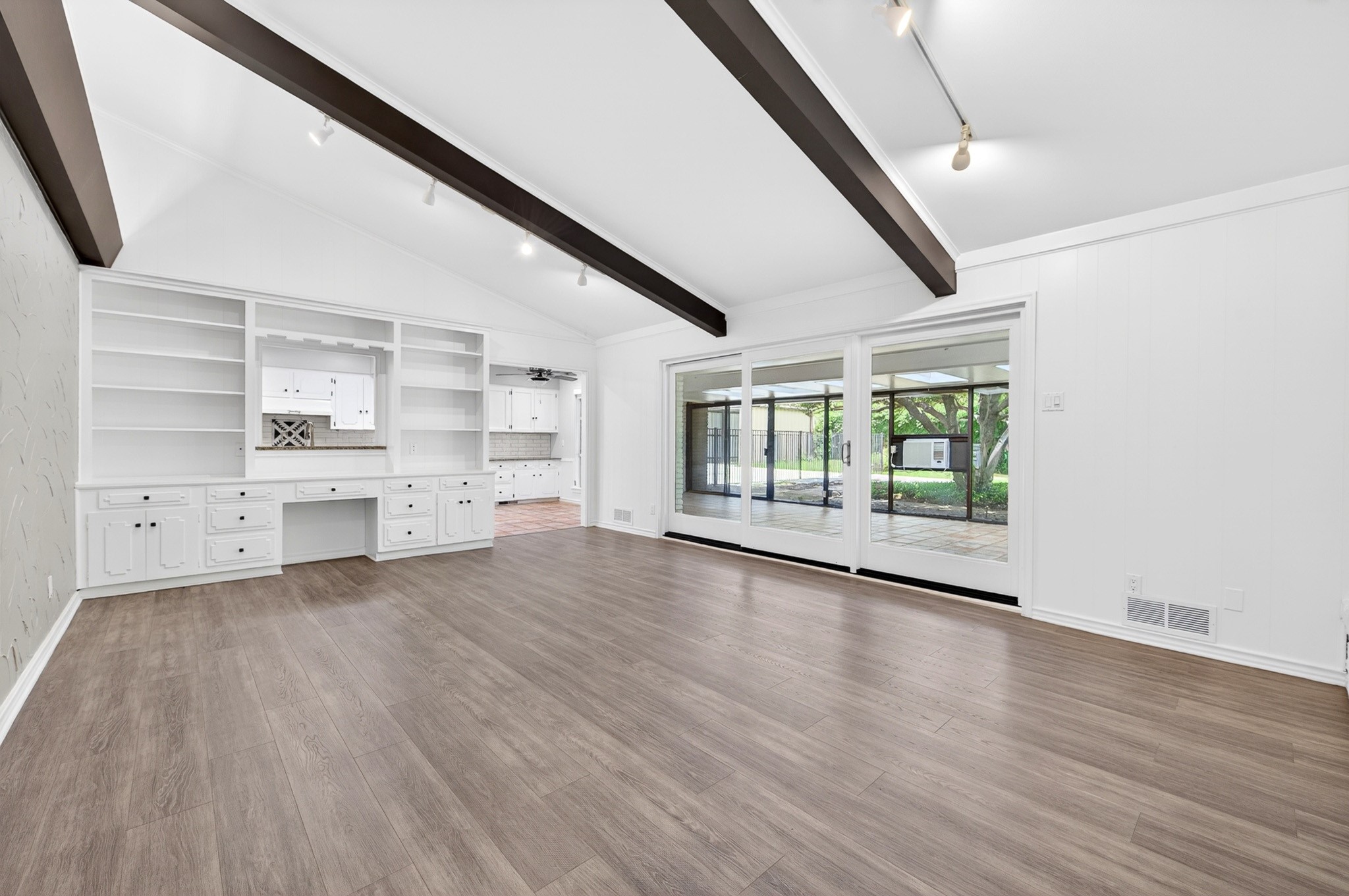 3763 Vinecrest Drive Dallas TX 75229