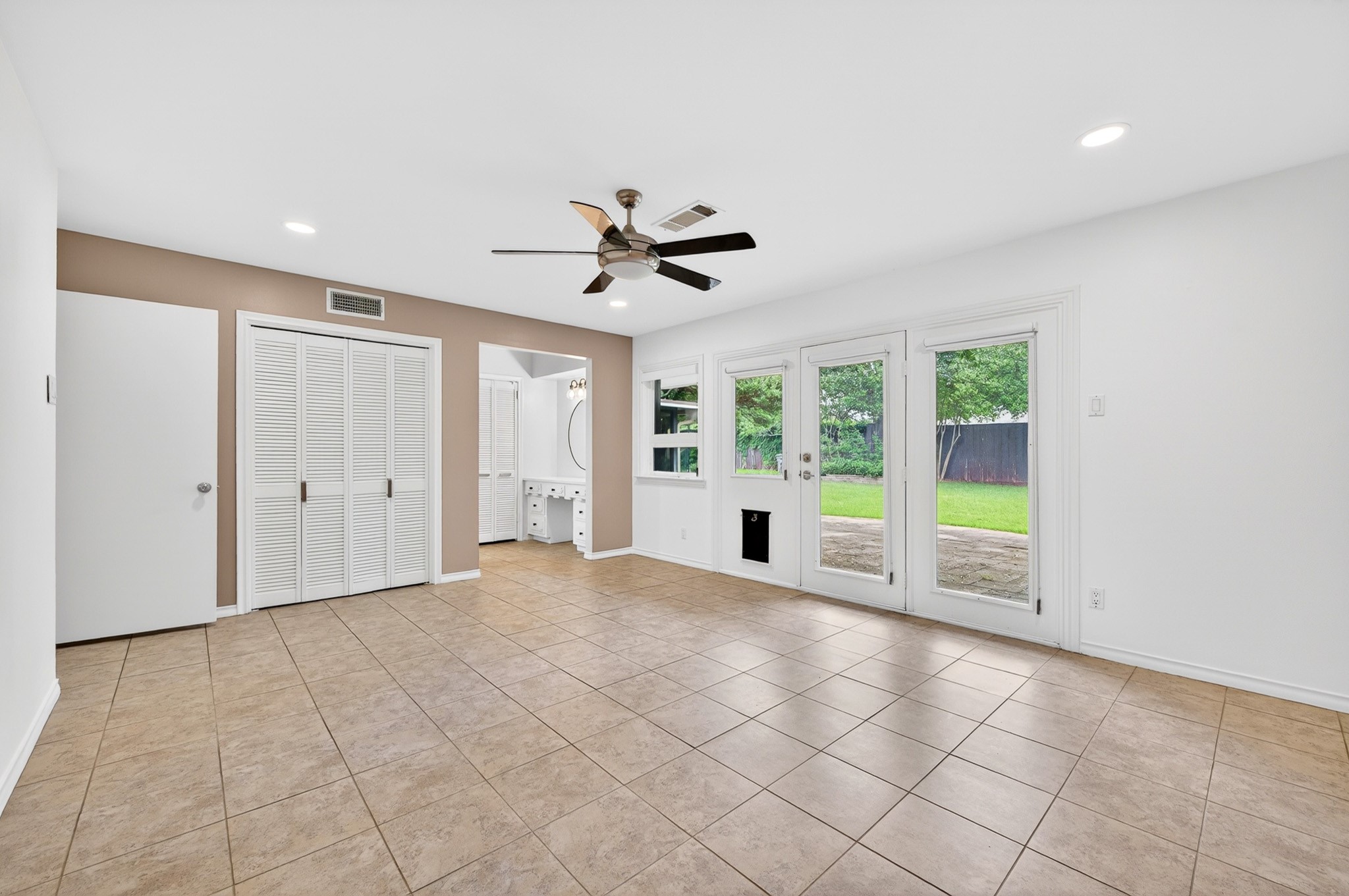 3763 Vinecrest Drive Dallas TX 75229