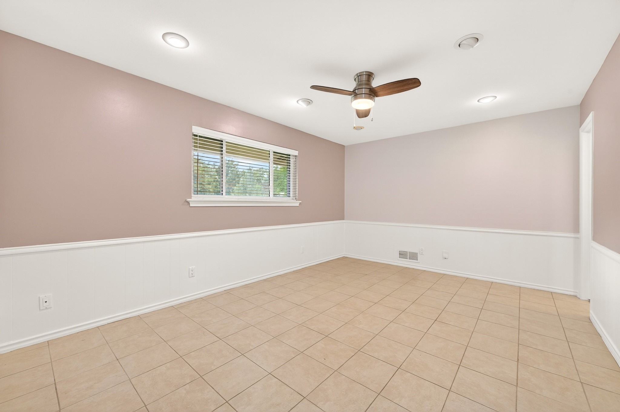 3763 Vinecrest Drive Dallas TX 75229