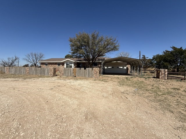 337 County Road 692 Seagraves TX 79359