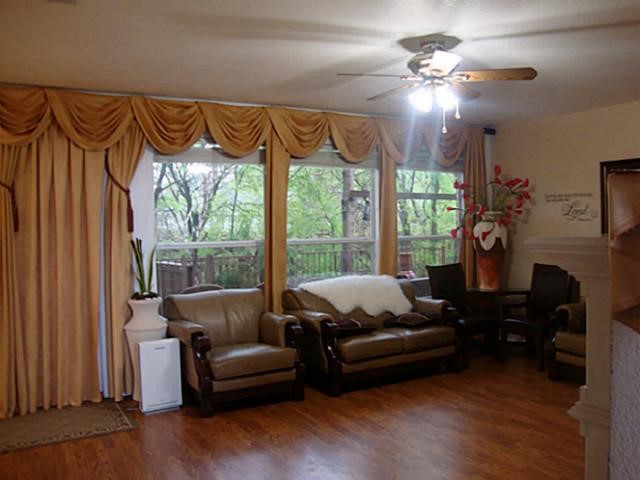 1706 Creekway Drive Garland TX 75043