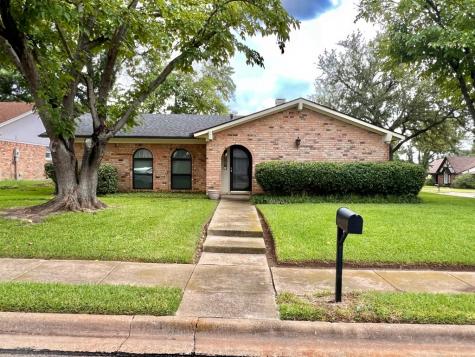1600 Trinity Court Bedford TX 76022