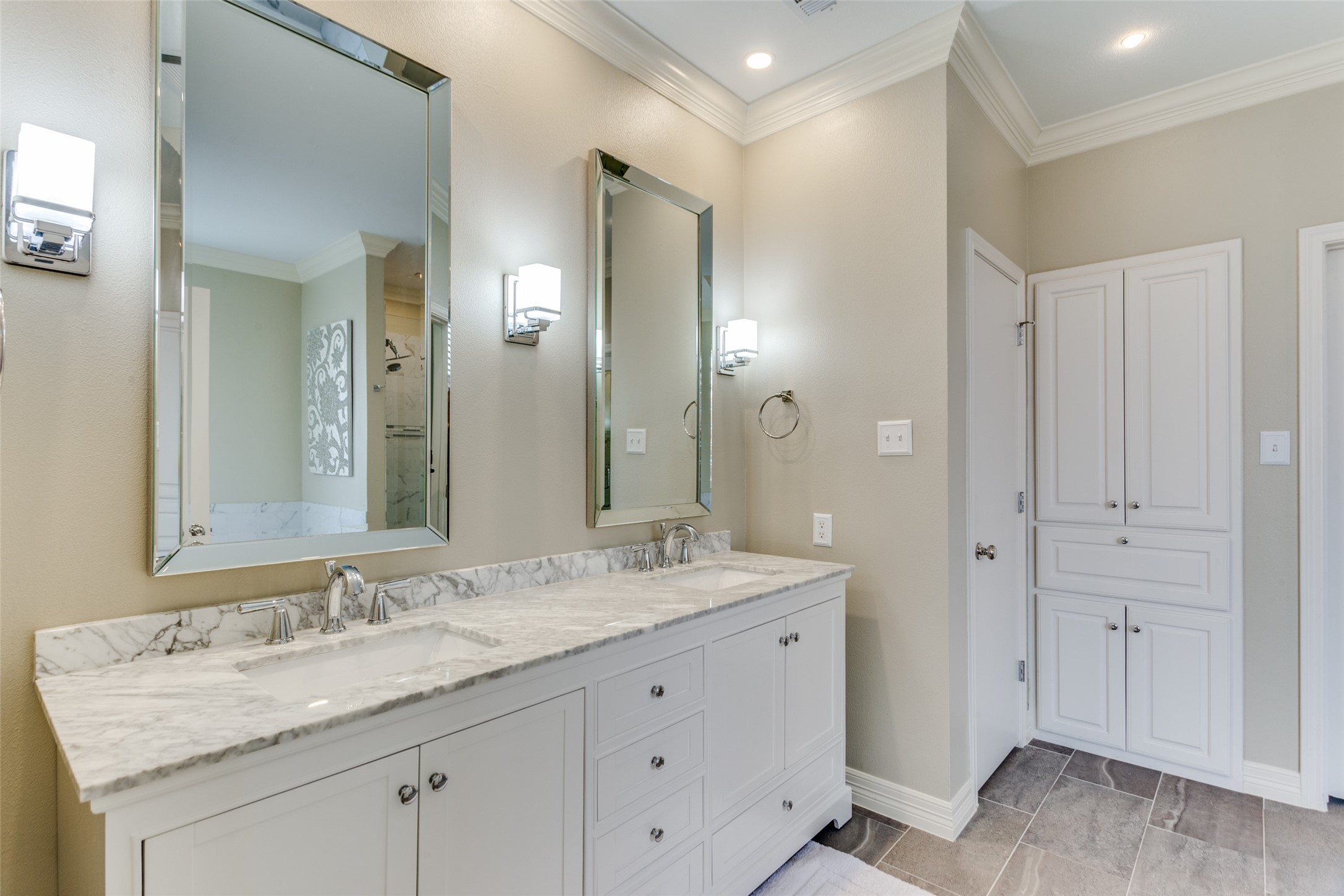 5927 Bellaire Drive Benbrook TX 76132
