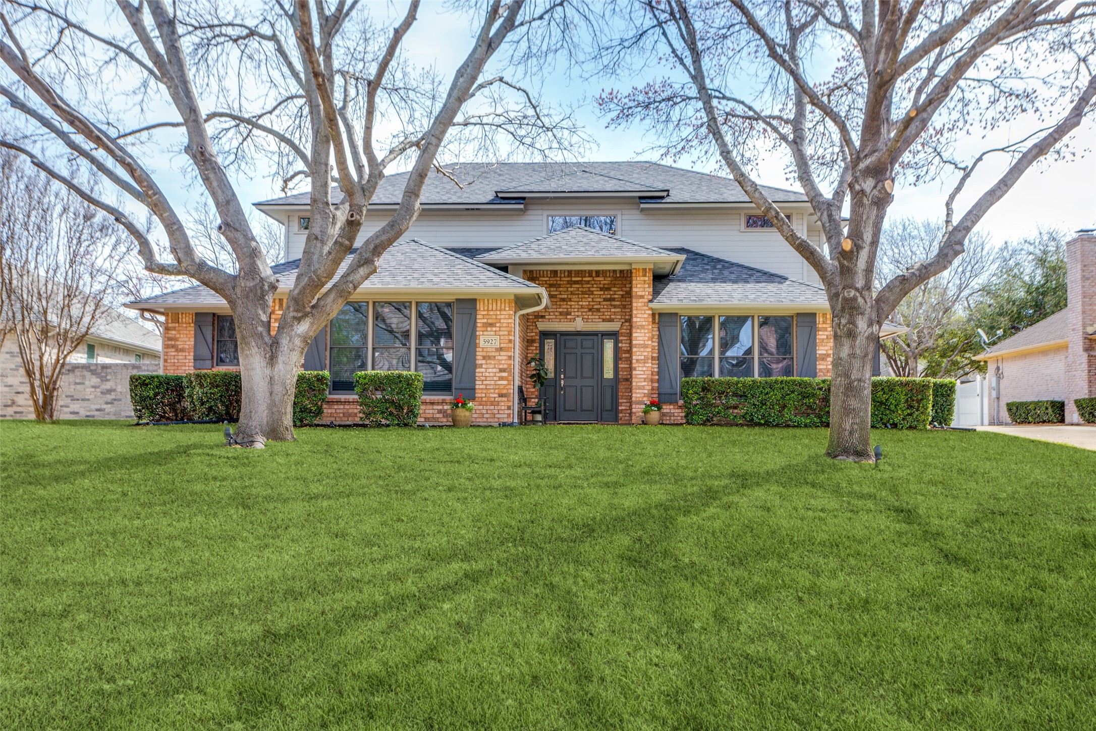 5927 Bellaire Drive Benbrook TX 76132