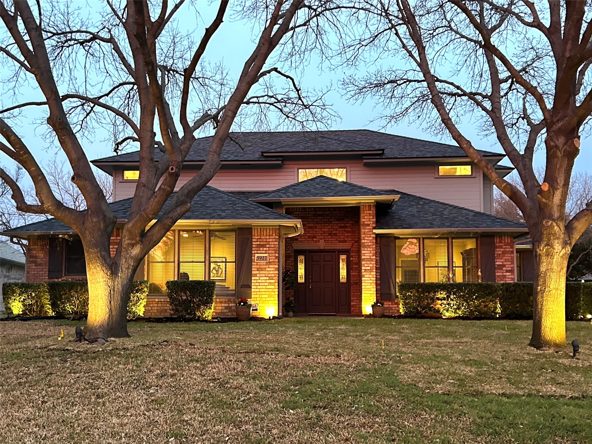 5927 Bellaire Drive Benbrook TX 76132