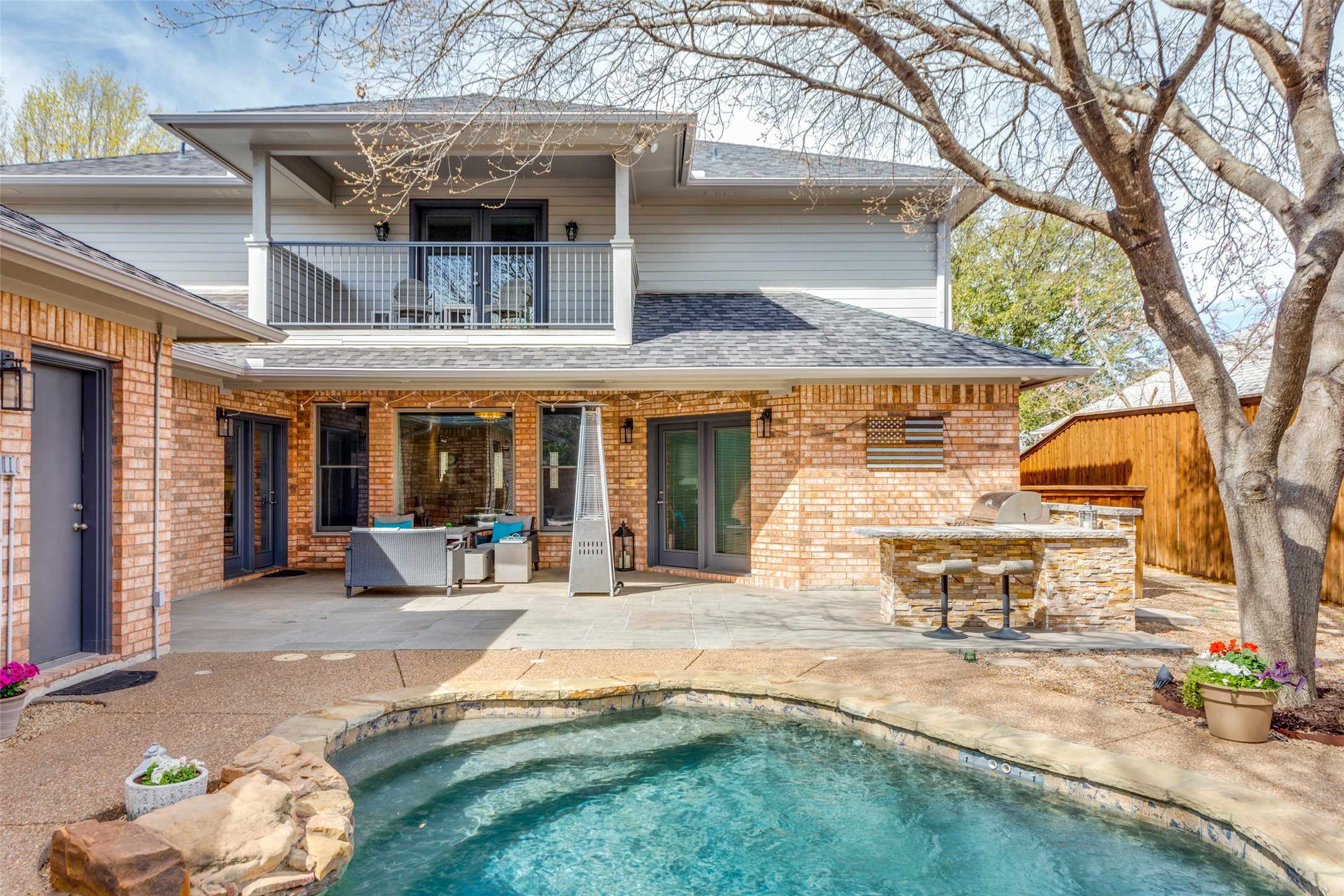 5927 Bellaire Drive Benbrook TX 76132