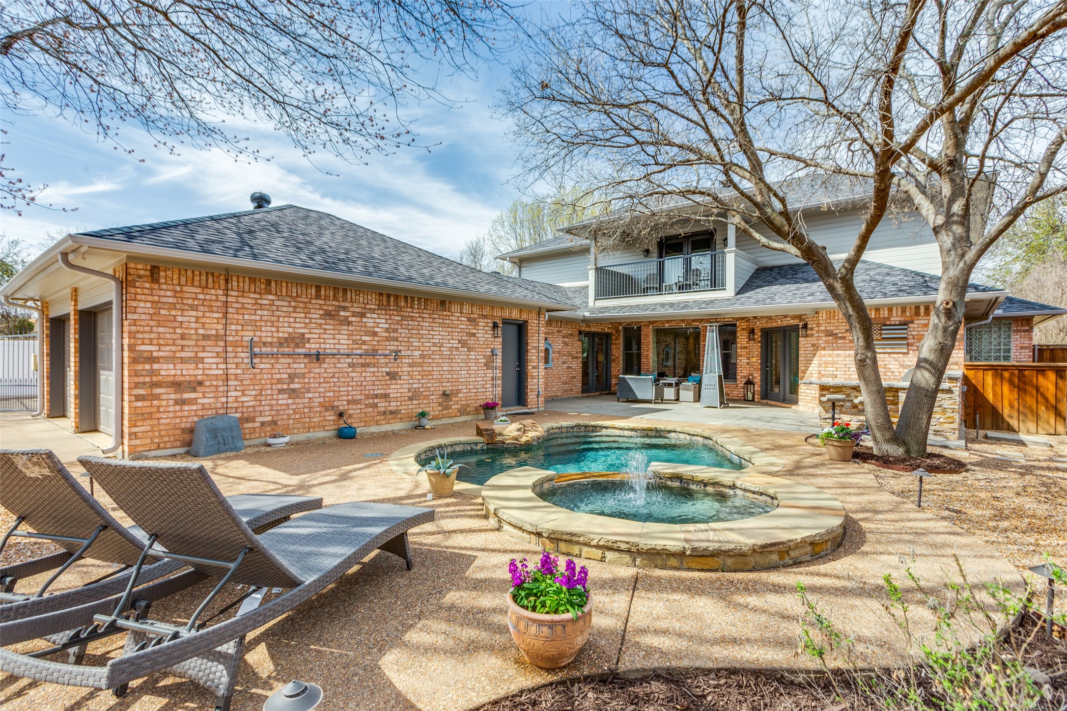 5927 Bellaire Drive Benbrook TX 76132