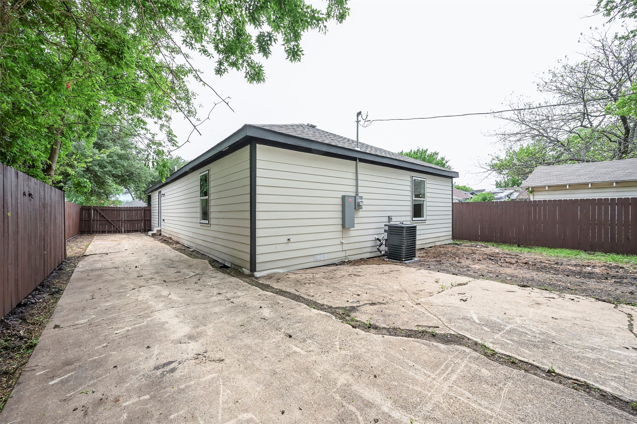 3027 Jerome Street Dallas TX 75223