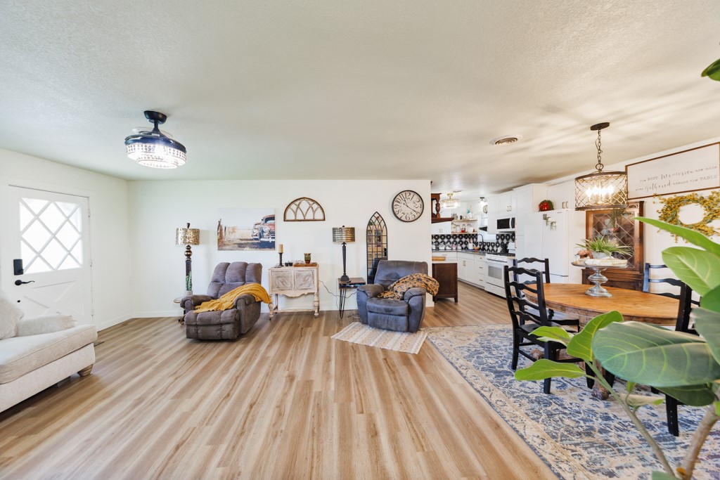 7590 Fm 1758 Bowie TX 76230