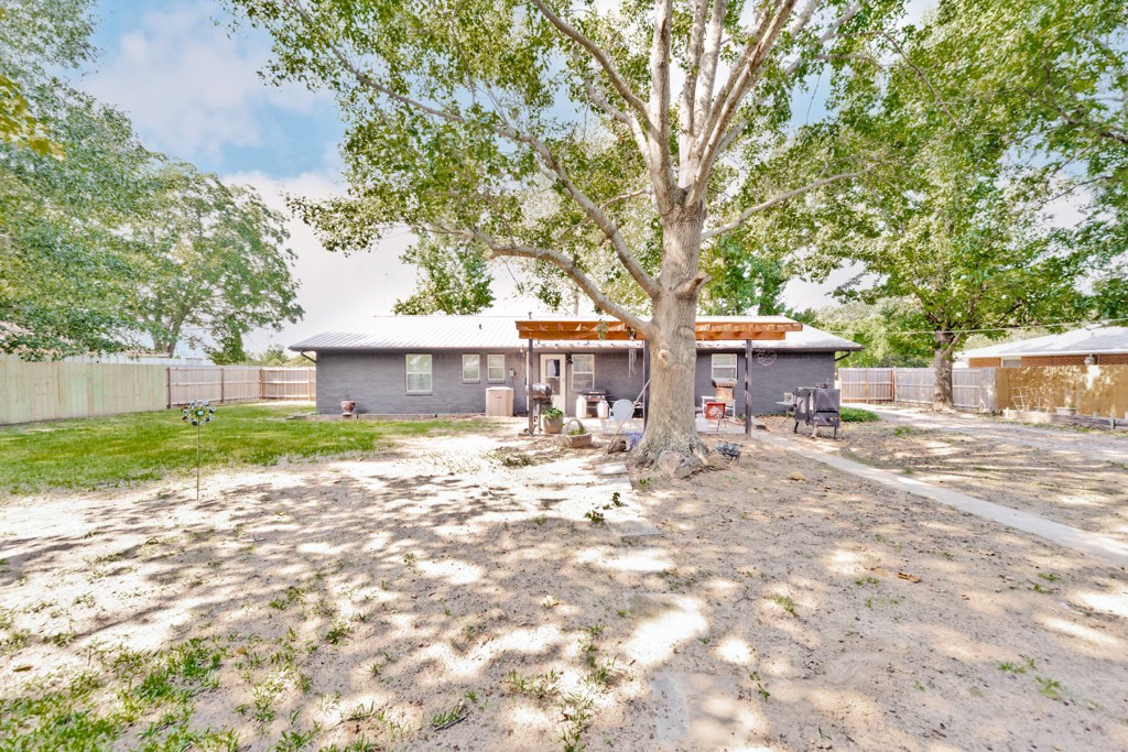 7590 Fm 1758 Bowie TX 76230