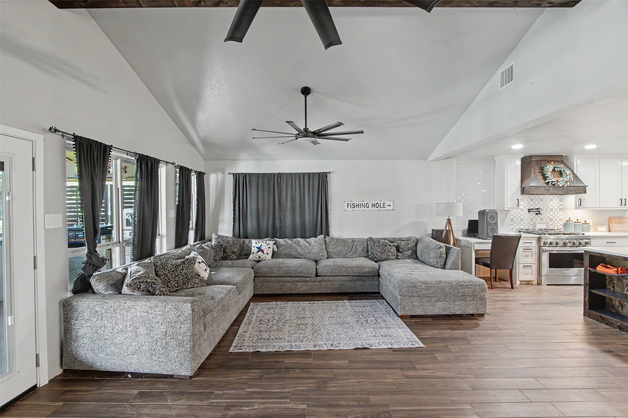 3801 Quail Run Granbury TX 76049
