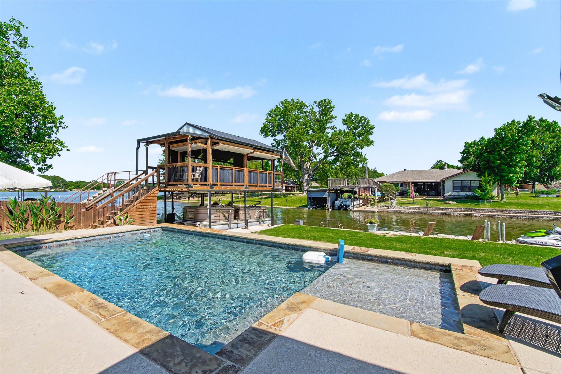 3801 Quail Run Granbury TX 76049