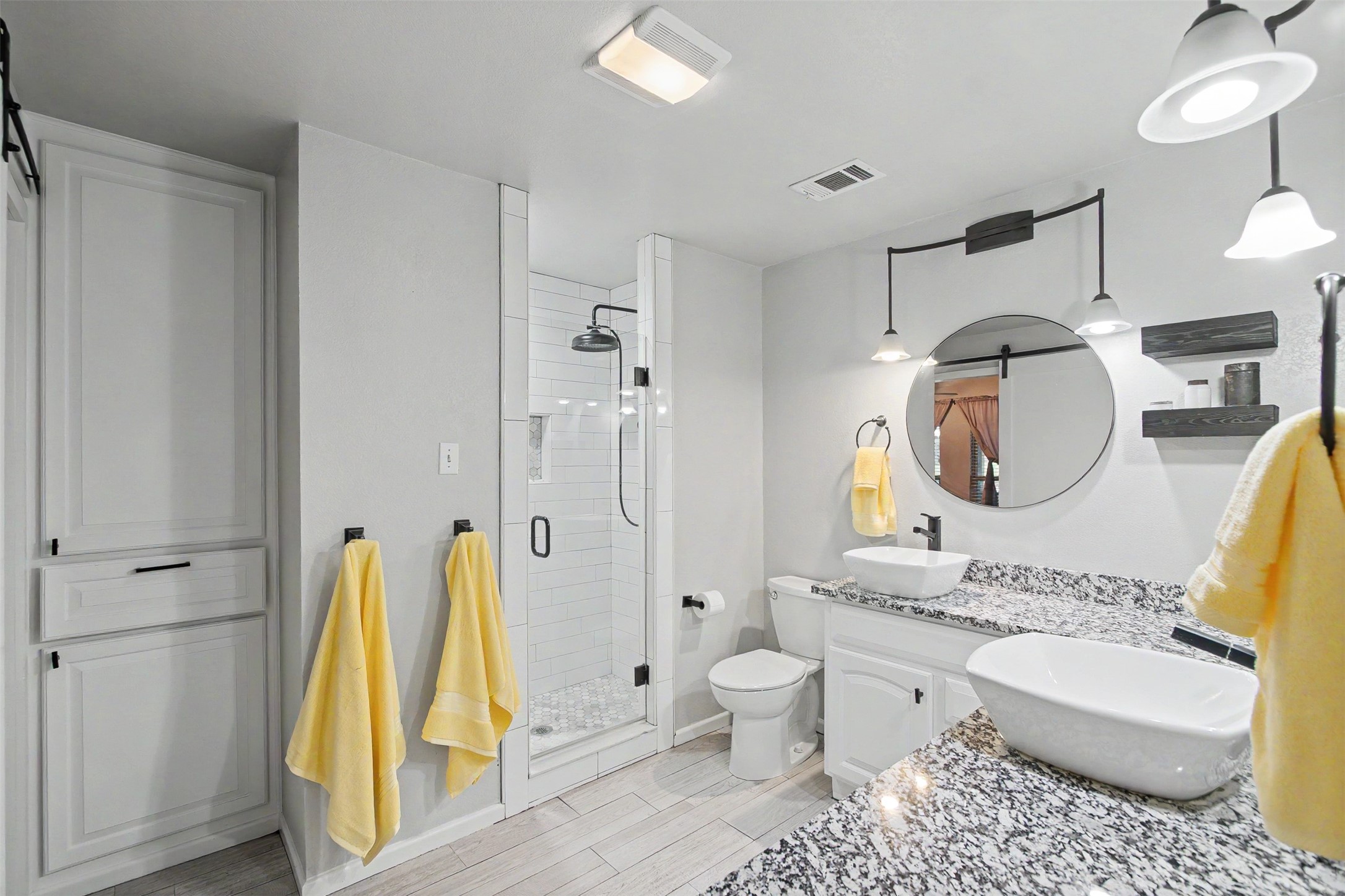 3801 Quail Run Granbury TX 76049