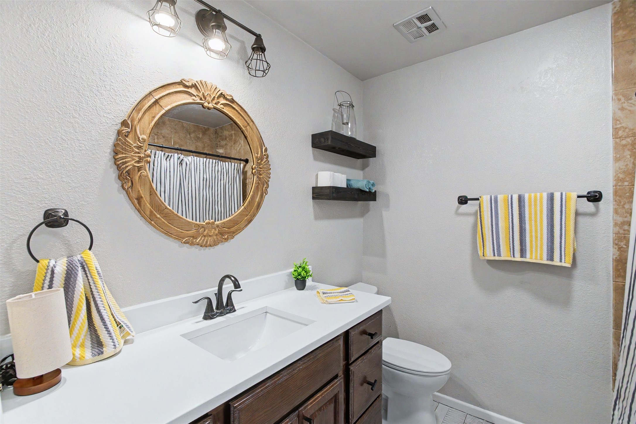 3801 Quail Run Granbury TX 76049