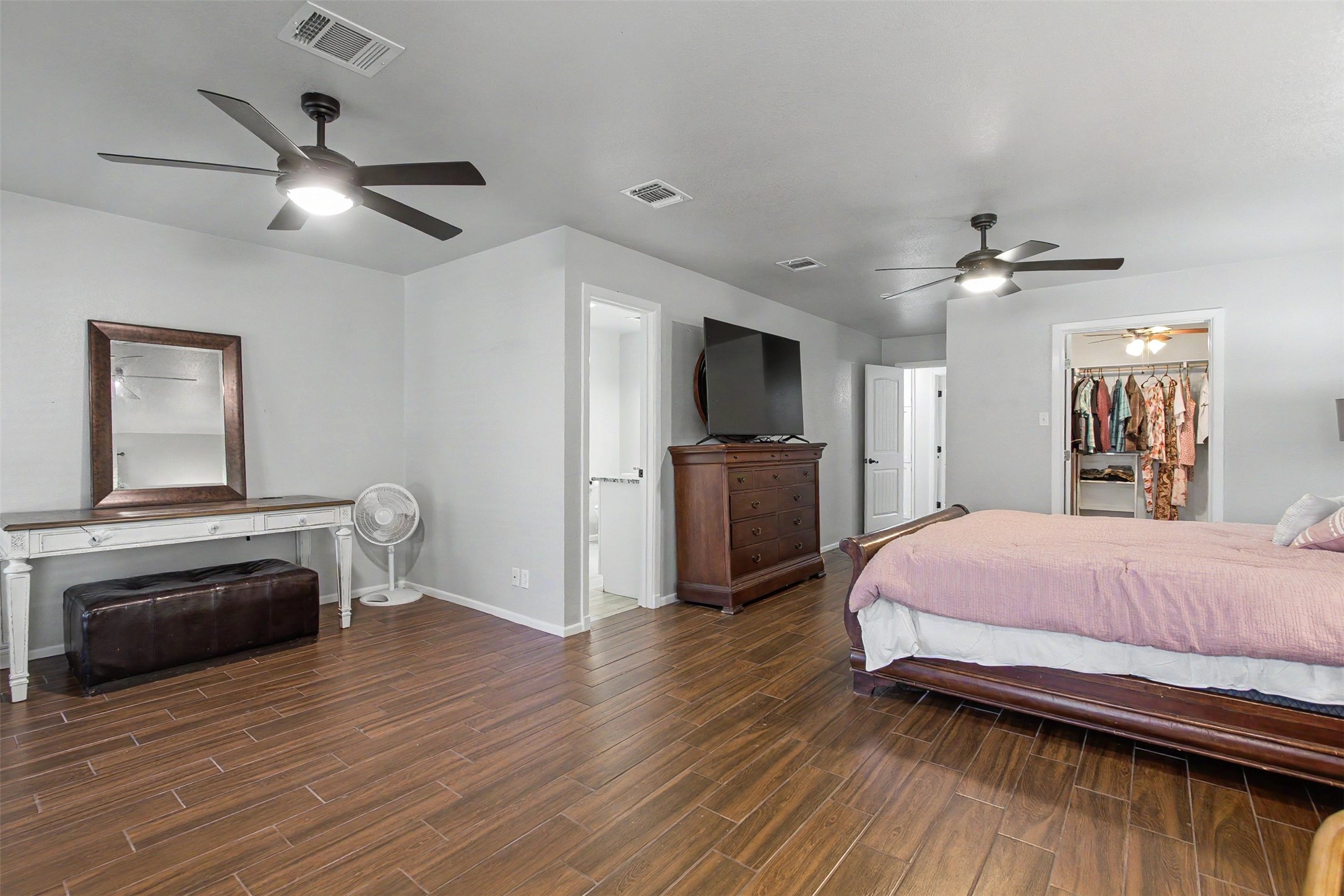 3801 Quail Run Granbury TX 76049
