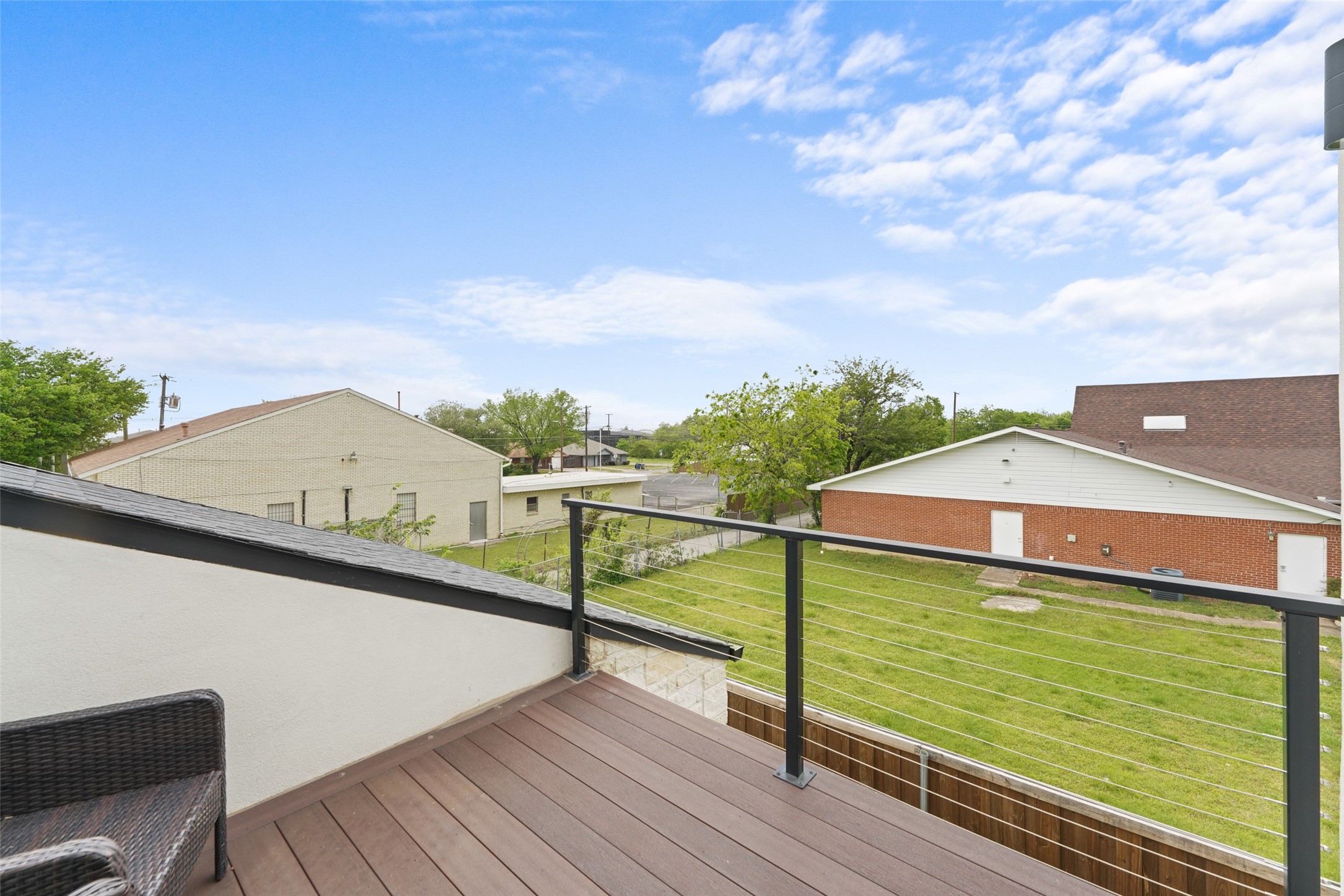 6715 Tyree Street Dallas TX 75209