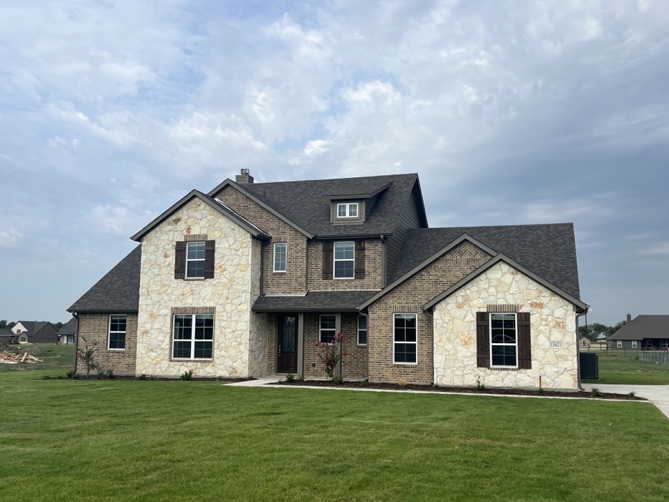 13621 Sage Meadow Circle Sanger TX 76266