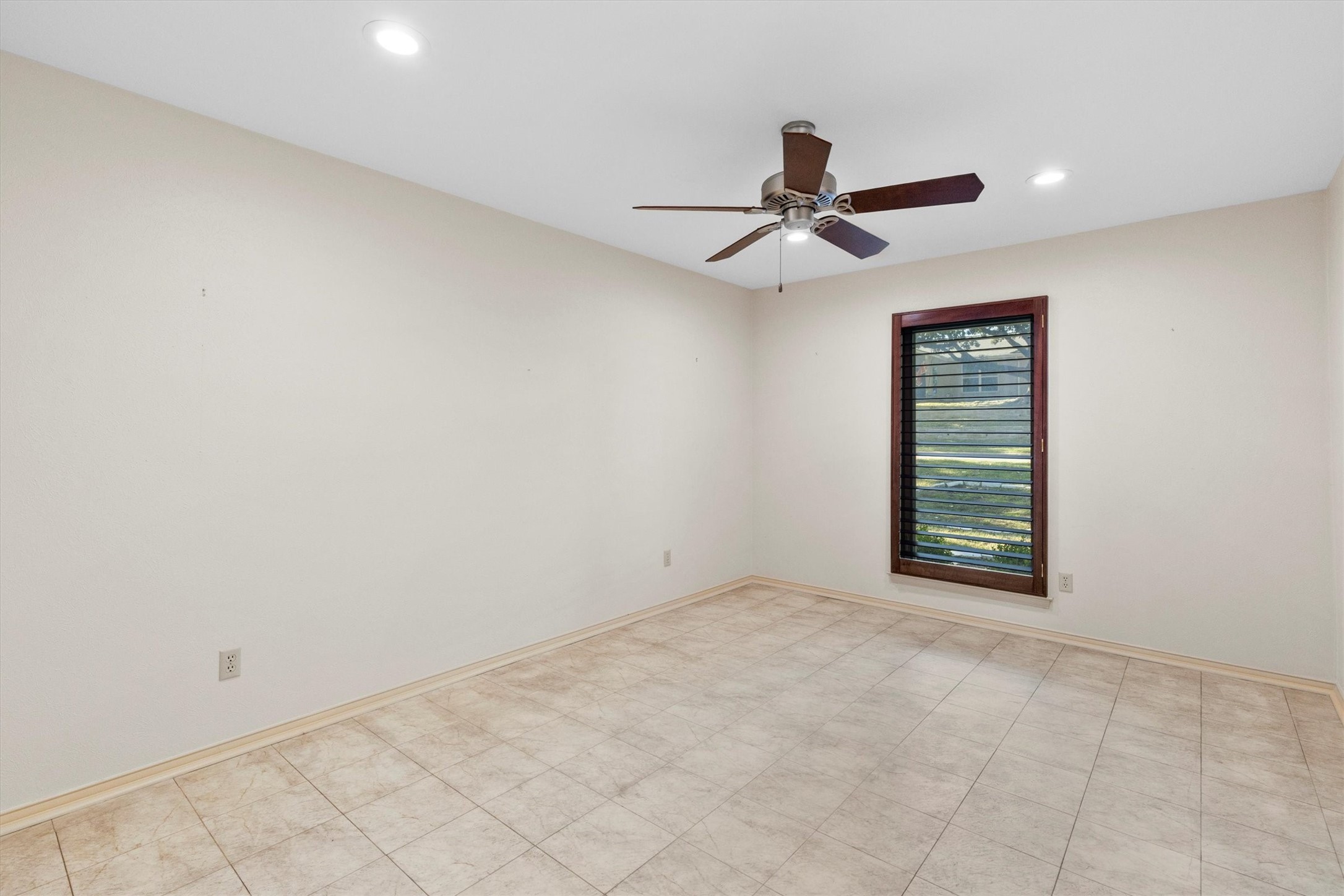 7708 Lemmonwood Drive Dallas TX 75231