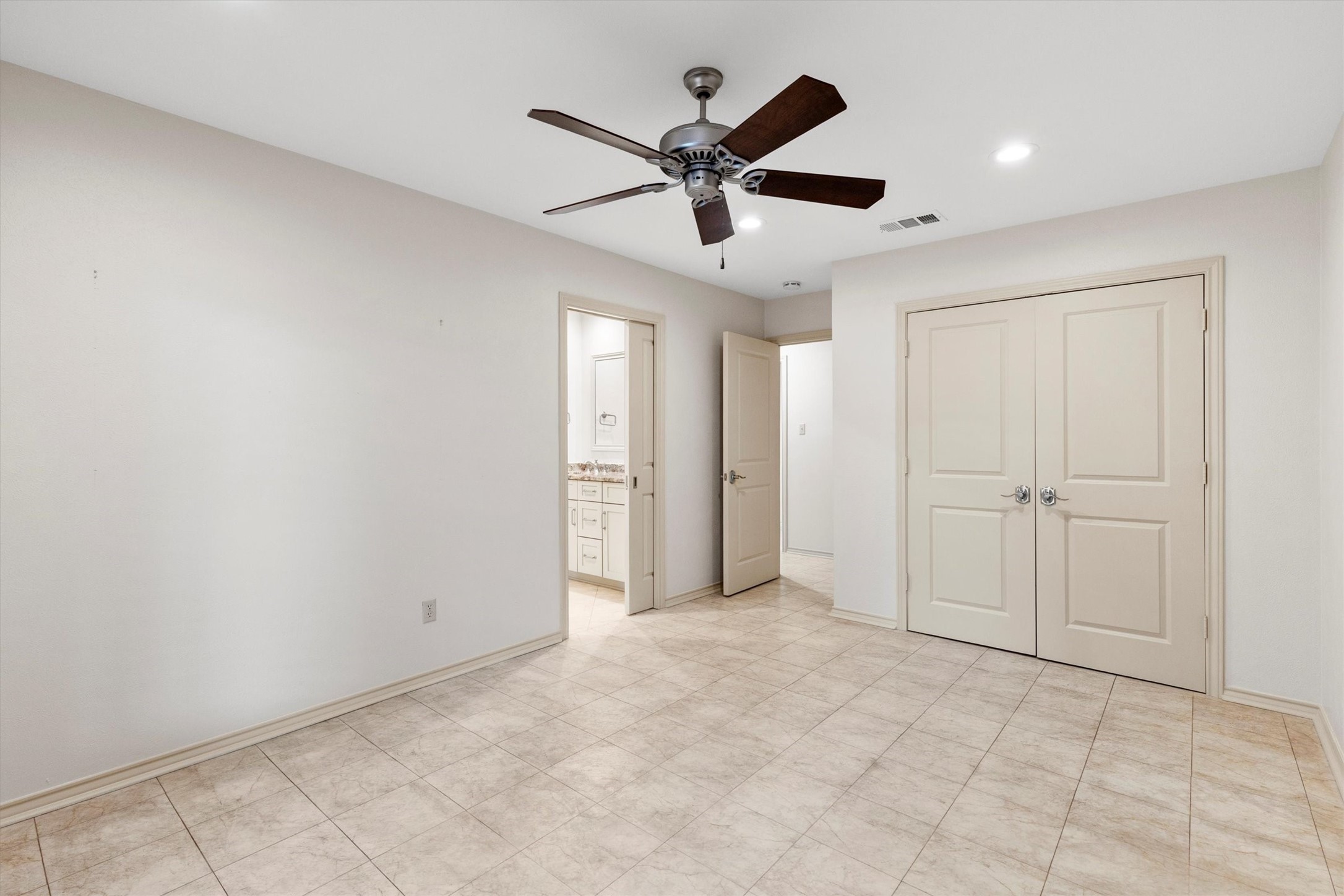 7708 Lemmonwood Drive Dallas TX 75231