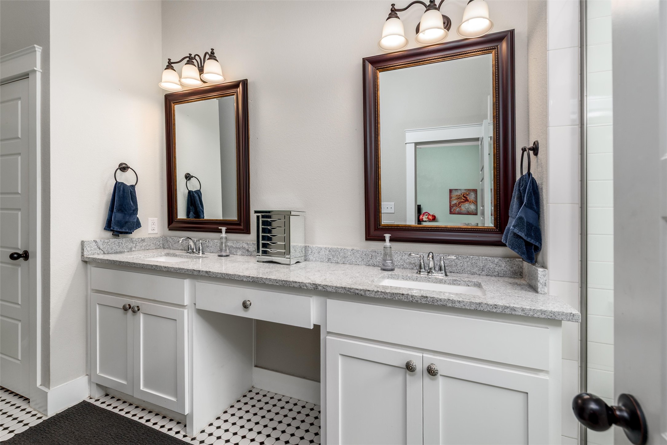 1215 Coleman Street Mckinney TX 75069