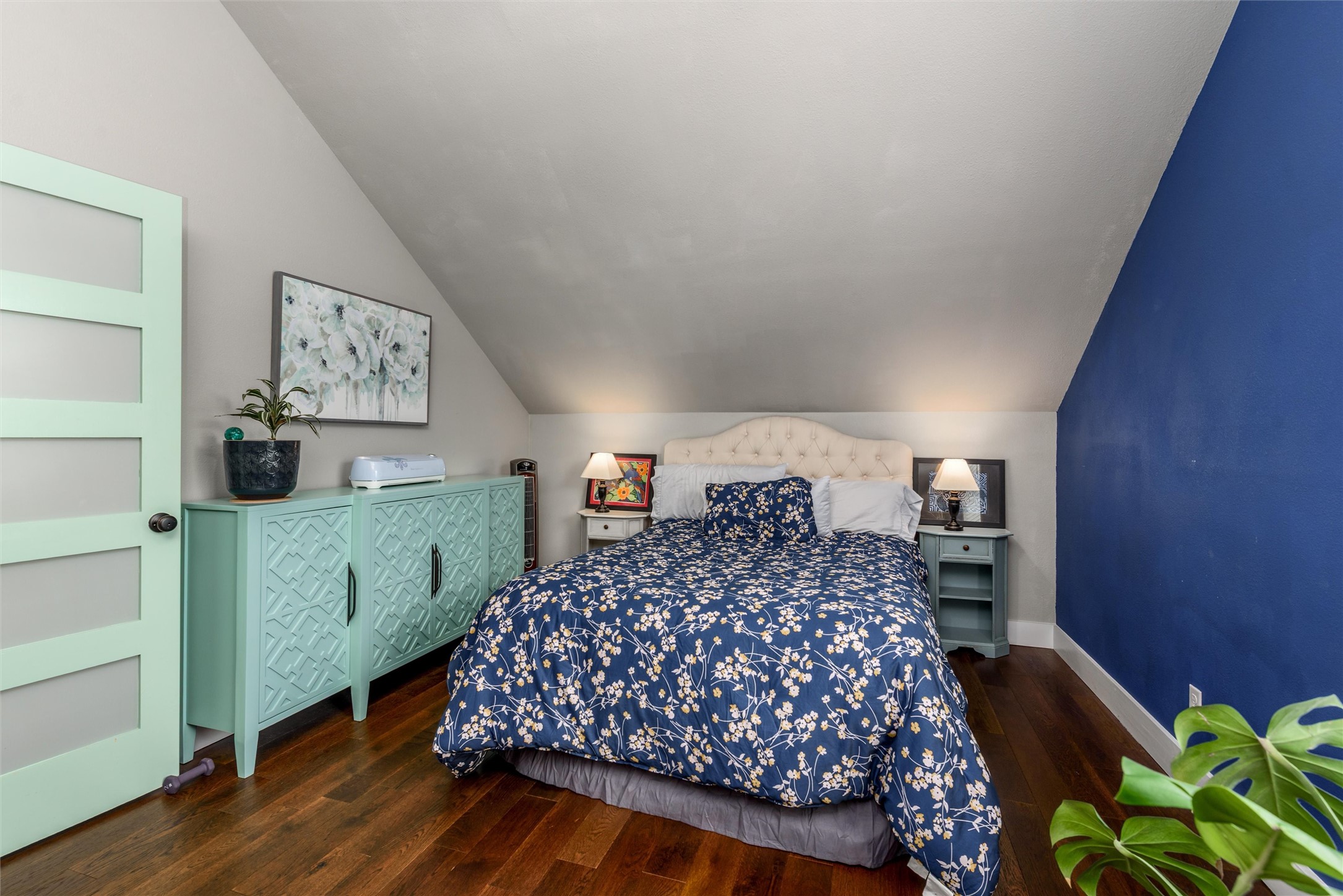 1215 Coleman Street Mckinney TX 75069