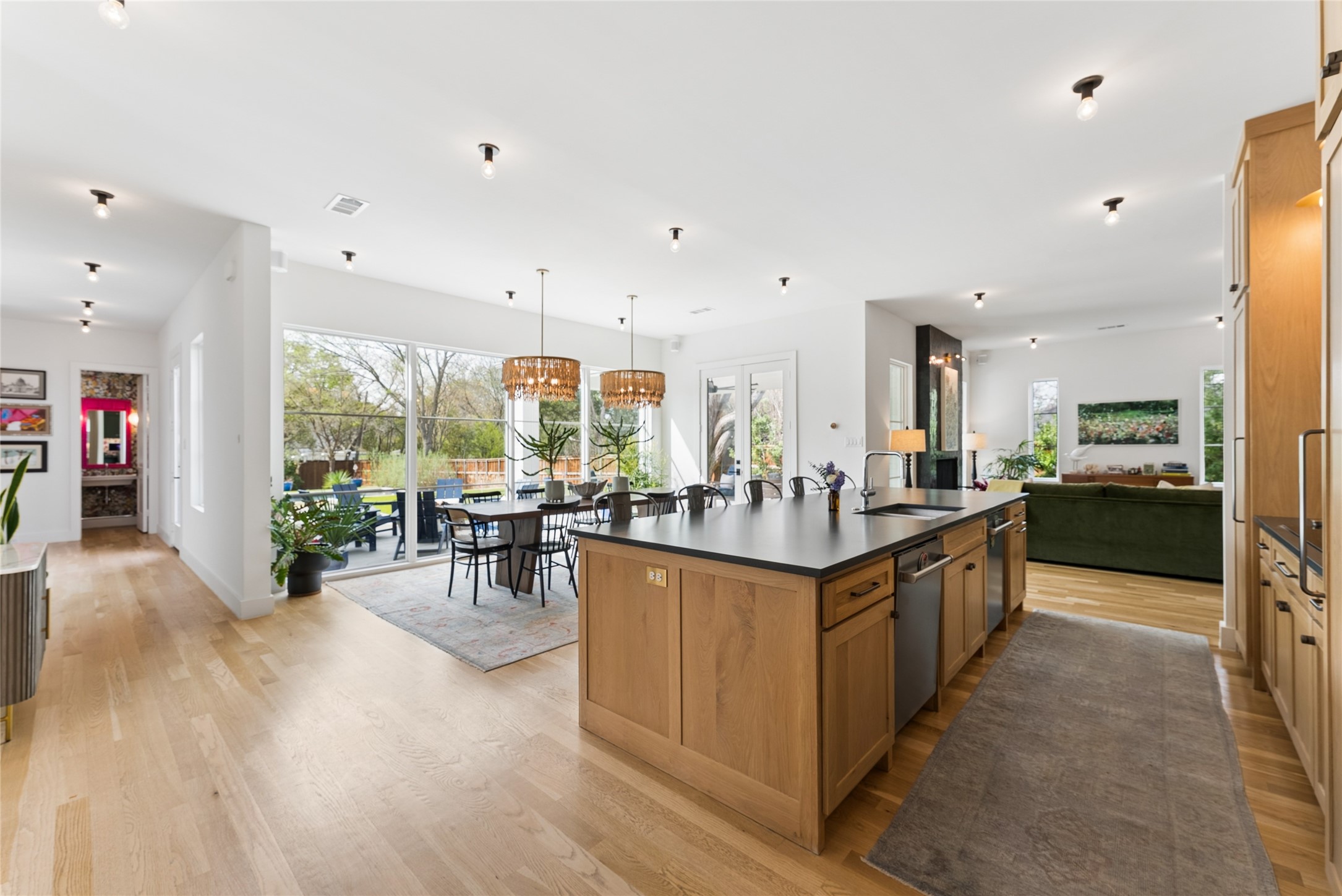 3848 Echo Brook Lane Dallas TX 75229