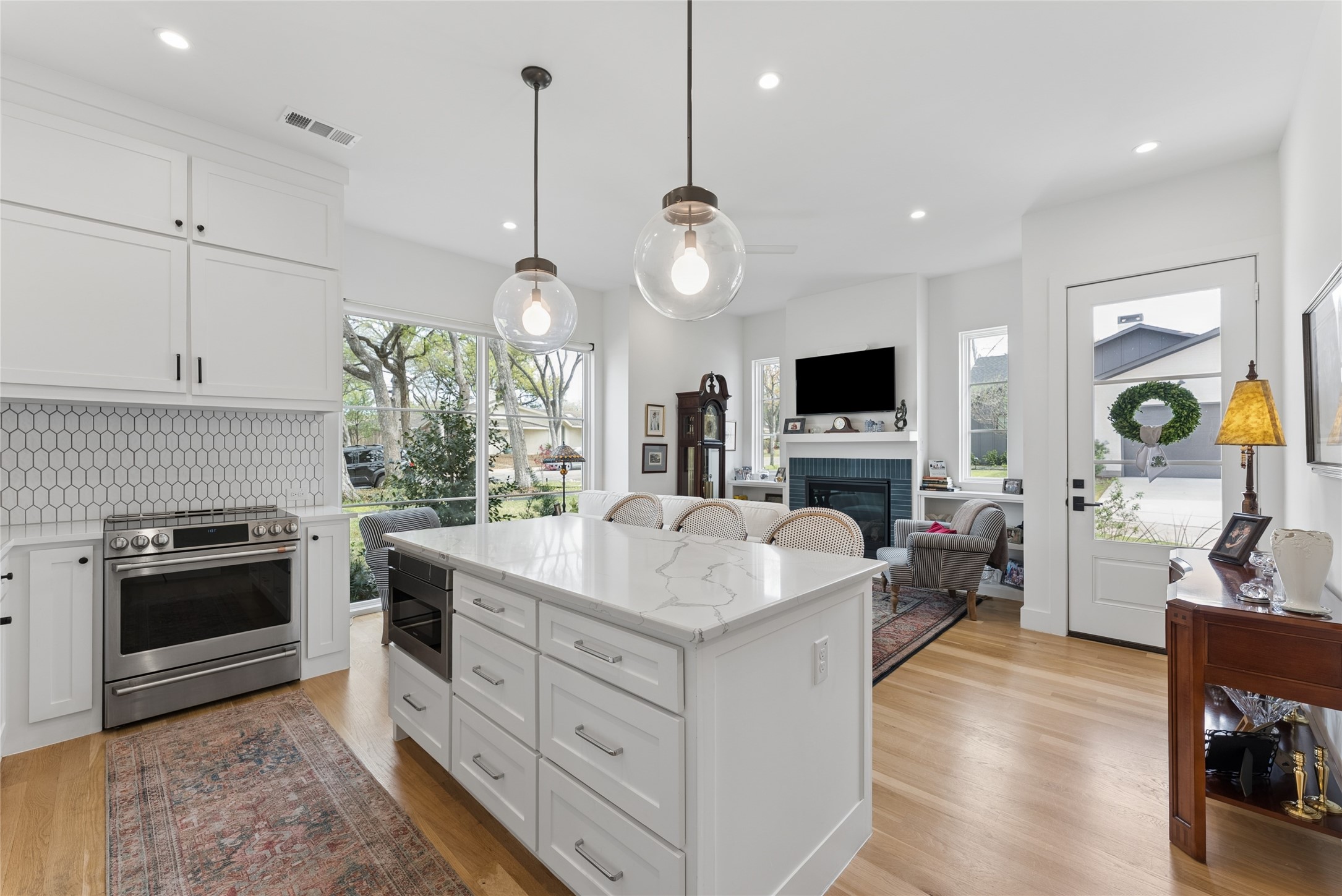3848 Echo Brook Lane Dallas TX 75229