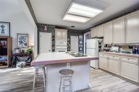 1536 Waterside Court Dallas TX 75218