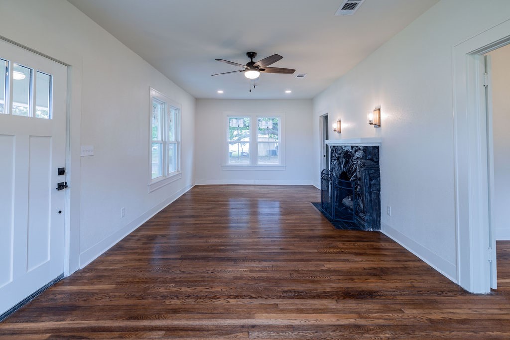 711 Fannin Street Nocona TX 76255