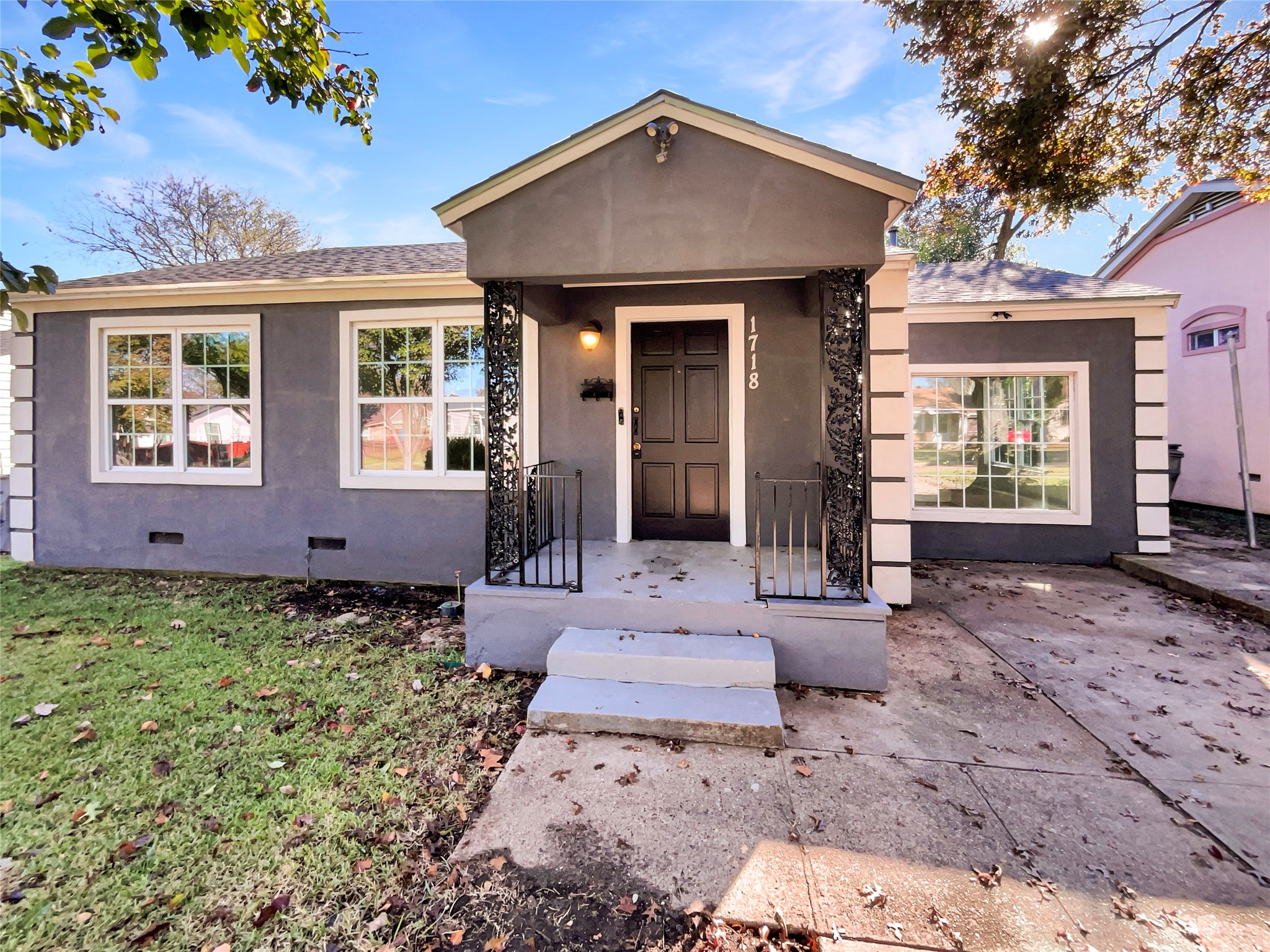 1718 Mountain Lake Road Dallas TX 75224