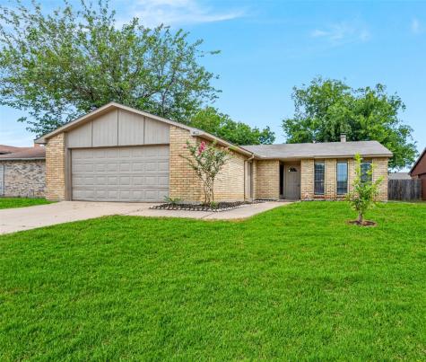4033 Engleman Street Fort Worth TX 76137