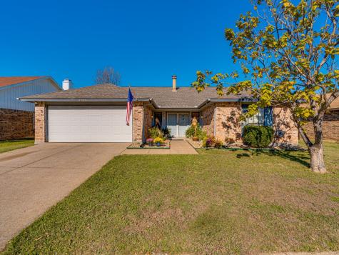 3852 Seven Gables Street Fort Worth TX 76133
