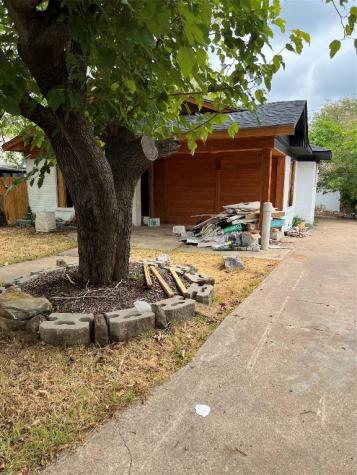 814 S Oak Cliff Boulevard Dallas TX 75208